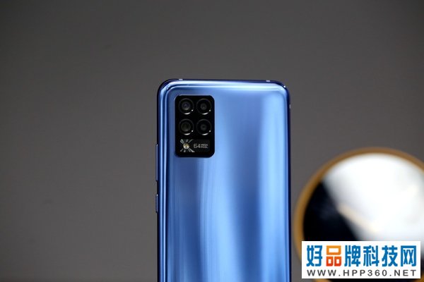 中兴Blade 20 Pro 5G：让人惊喜的轻薄5G体验